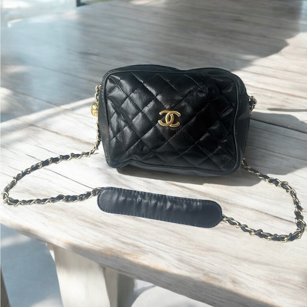 Black Quilted Women's shoulder Bag chain strap